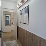 Gostinjska kuća Address