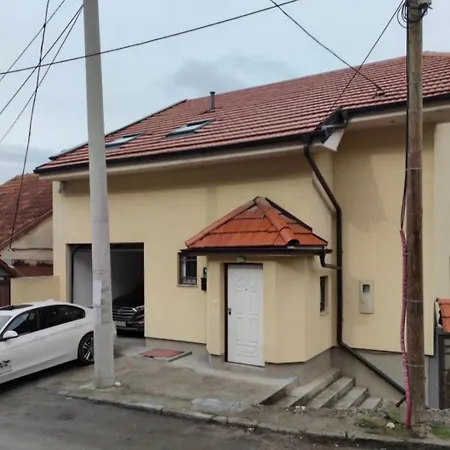 Gostinjska kuća Address