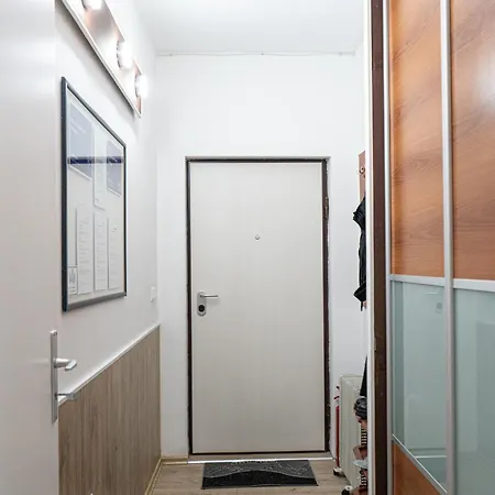 Address サラエヴォ