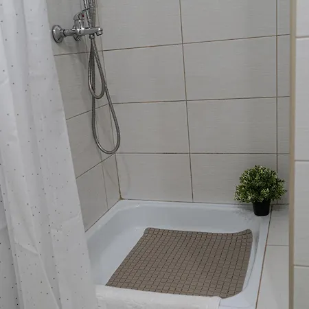 Address ゲストハウス