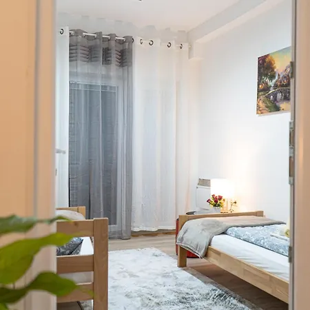 ゲストハウス Address