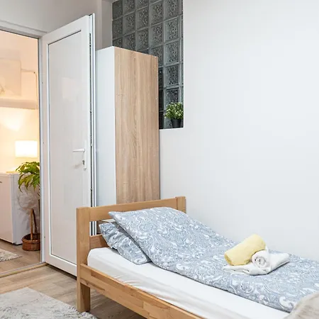 ゲストハウス Address 4*